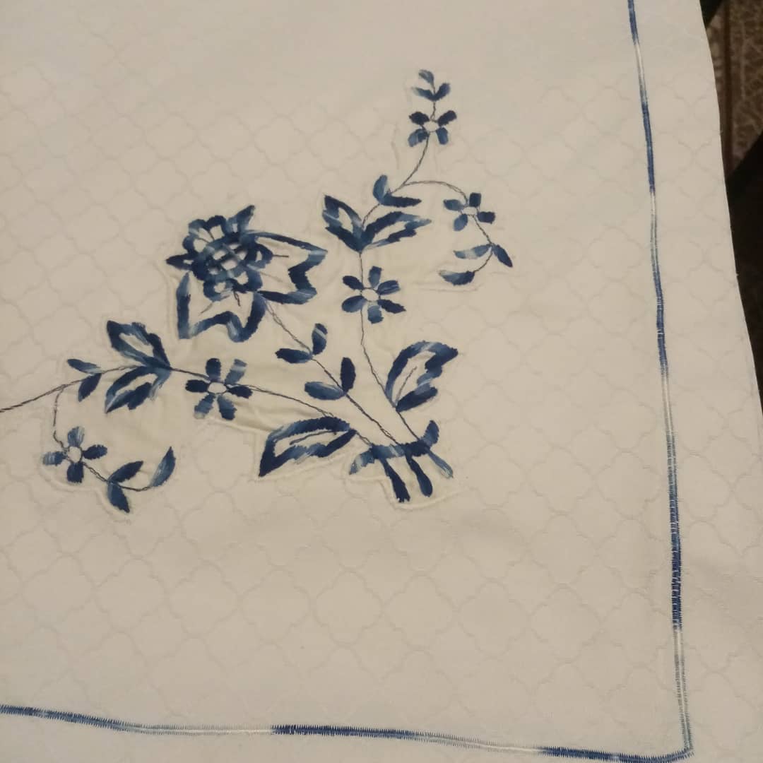 Gül Nakışlı Dantel Bantlı Çeyiz